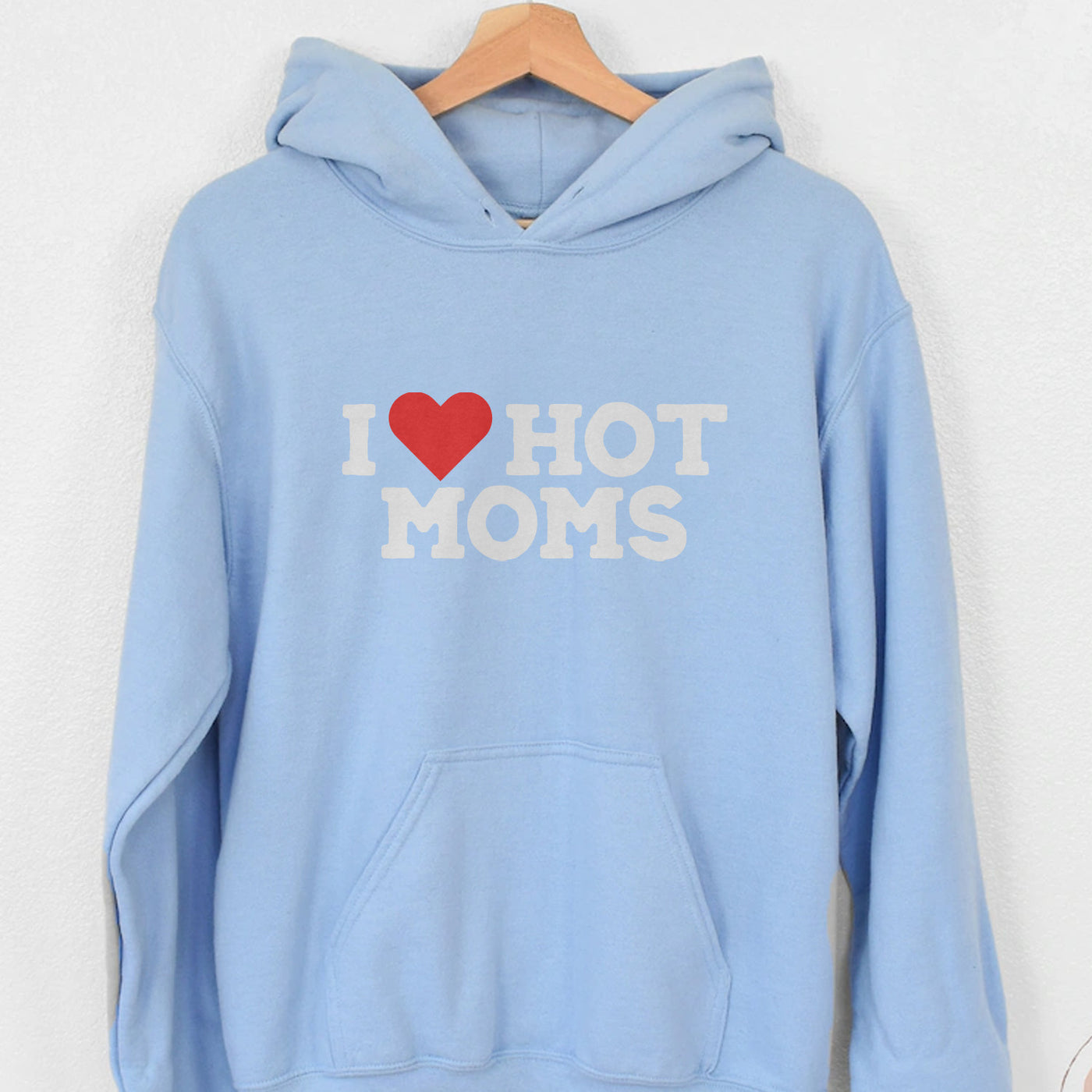 I Heart Hot Moms Men's Apparel